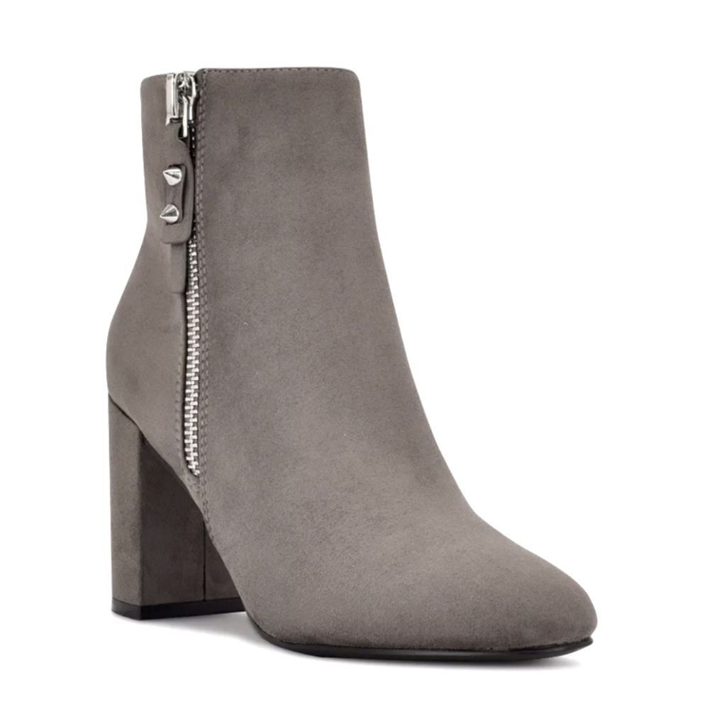 Nine West, Womans Booties in Dark Gray. NIB, Size 8
